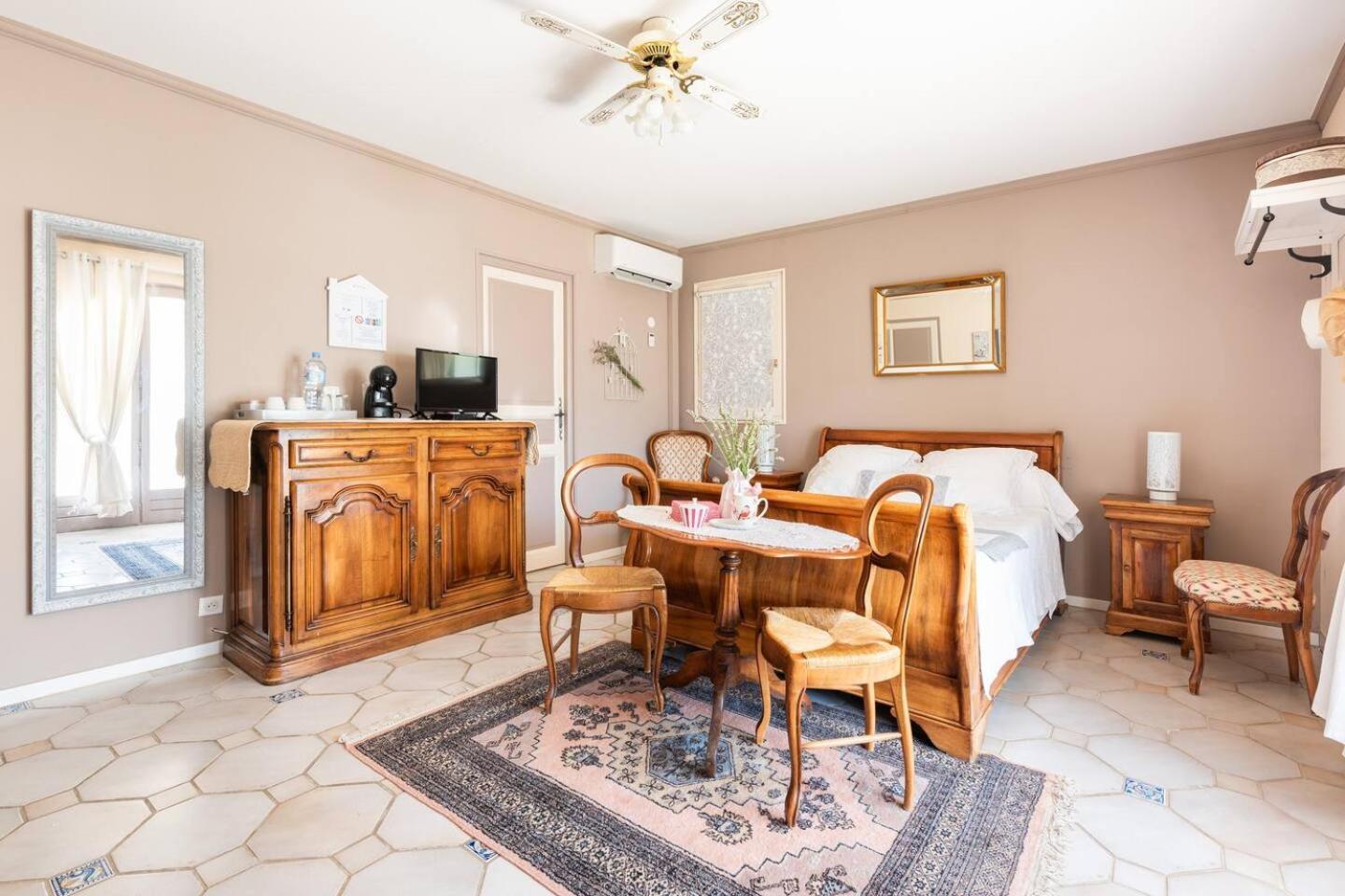 Chambre Et Table D'Hotes Villa Pomponette Нан-ле-Пен Экстерьер фото